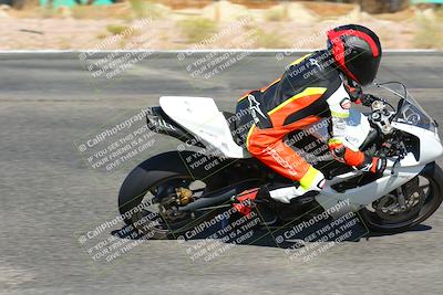 media/Oct-15-2022-TrackXperience (Sat) [[8f70b8b0be]]/Group 2/session 2 turn 3 and 4/